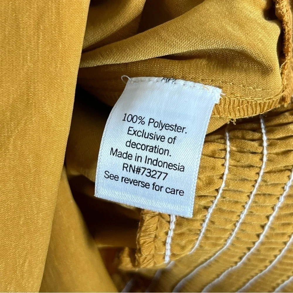 Nine West Size XS Mustard Yellow Surplice Tie Blouse Short Sleeve - Picture 3 of 4